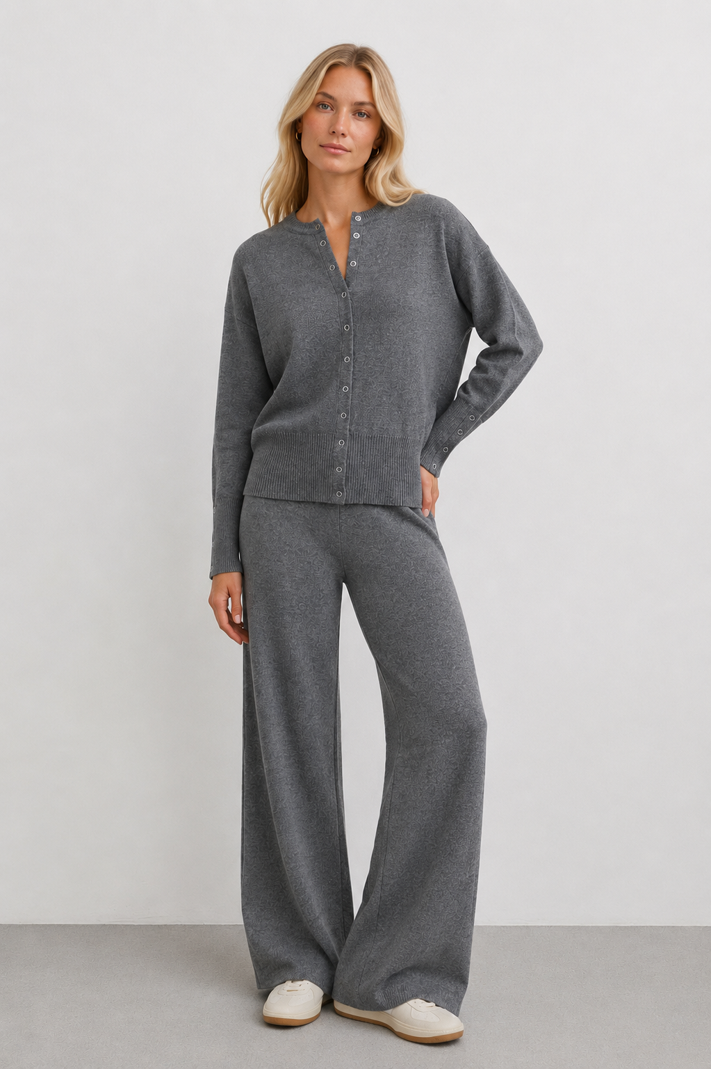Luxury top and pants knit set Luxury top and pants knit set
