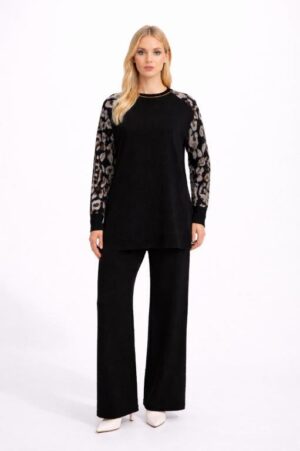 2pcs knit set with gold print on sleeves